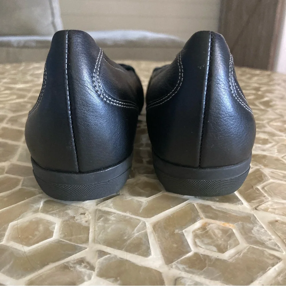 LIKE NEW! Paul Green Mary-Jane ballet flats in black - Picture 8 of 11
